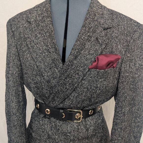 Vintage burgundy pocket square in silk - Picture 1 of 5